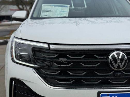 2026 Volkswagen Atlas 2.0T SEL Premium R-Line 4MOTION