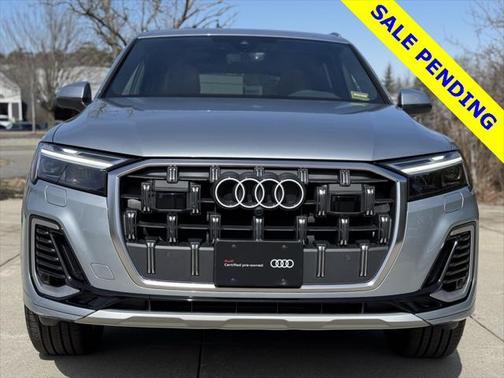 2025 Audi Q7 45 Premium