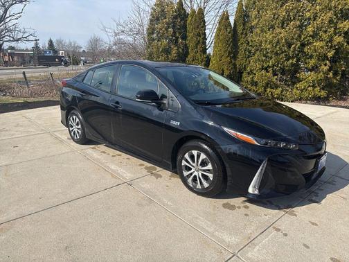 2021 Toyota Prius Prime LE