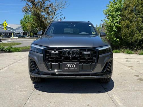 Samurai Gray Metallic 2026 Audi Q7 45 Premium
