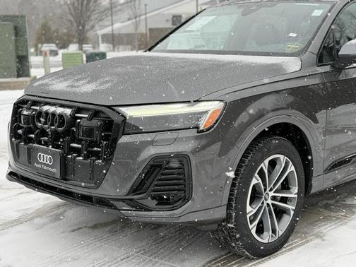 2026 Audi Q7 45 Premium
