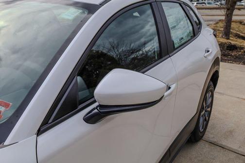 Snowflake White Pearl Mica 2026 Mazda CX-30 2.5 S