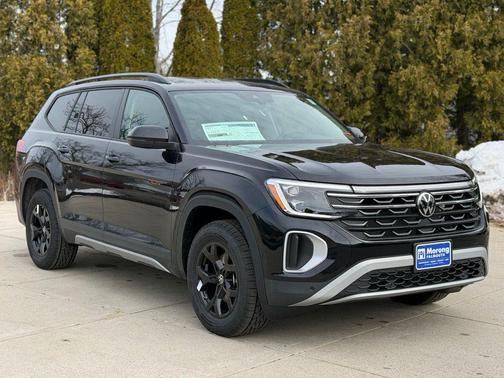 Deep Black Pearl 2026 Volkswagen Atlas Peak Edition