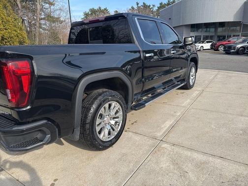 Onyx Black 2021 GMC Sierra 1500 Denali