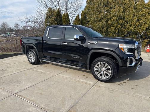 Onyx Black 2021 GMC Sierra 1500 Denali