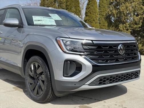 2025 Volkswagen Atlas Cross Sport 2.0T SE w/Technology 4MOTION