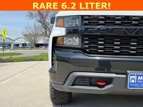Summit White 2021 Chevrolet Silverado 1500 Custom Trail Boss