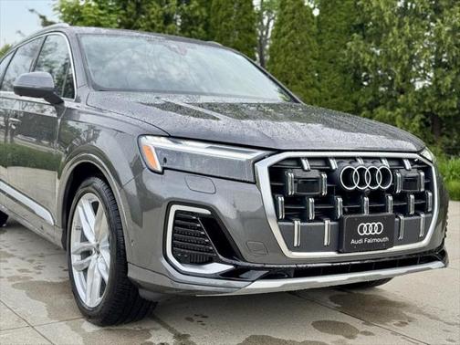 2025 Audi Q7 55 Premium Plus