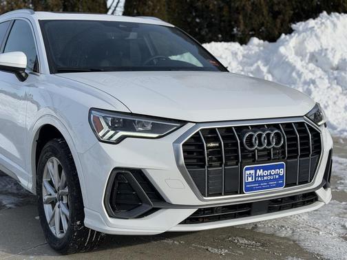 2025 Audi Q3 Premium 45 TFSI S line quattro Tiptronic