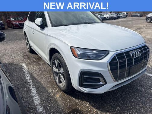2023 Audi Q5 40 Premium