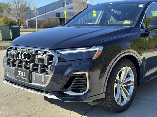 2026 Audi Q7 55 Premium Plus