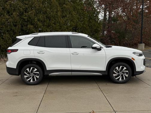 2026 Volkswagen Tiguan 2.0T S 4MOTION