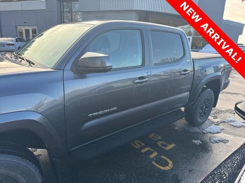 2022 Toyota Tacoma SR5