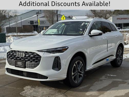 Arkona White 2025 Audi Q5 Premium TFSI quattro S tronic