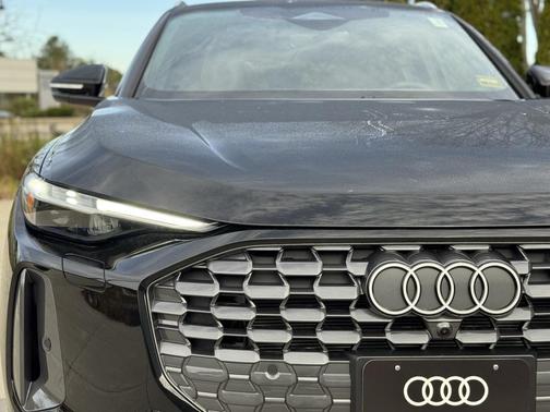 2025 Audi Q5 Premium Plus TFSI quattro S tronic