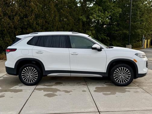 2025 Volkswagen Tiguan 2.0T S 4MOTION