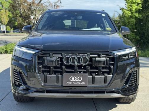 2025 Audi Q7 55 Premium Plus