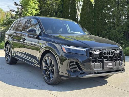 2025 Audi Q7 55 Premium Plus