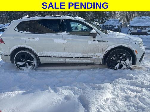 2023 Volkswagen Tiguan 2.0T SE R-Line Black 4MOTION