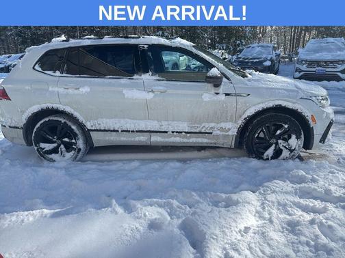 2023 Volkswagen Tiguan 2.0T SE R-Line Black 4MOTION