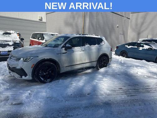 2023 Volkswagen Tiguan 2.0T SE R-Line Black 4MOTION