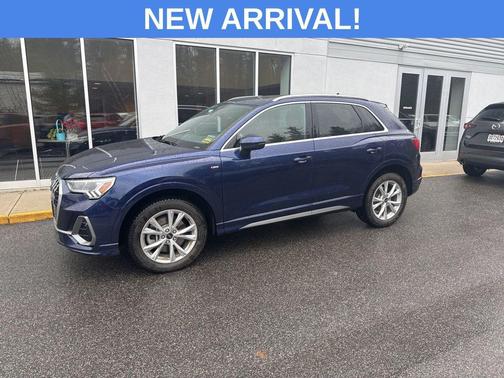 2022 Audi Q3 45 S line Premium Plus