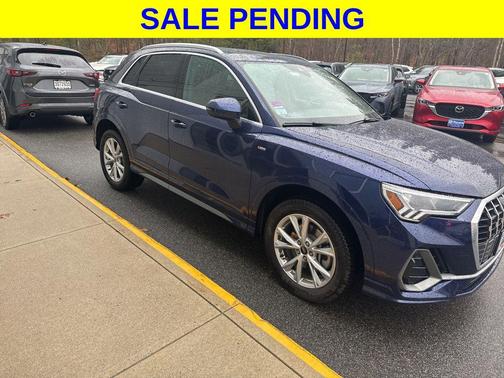 2022 Audi Q3 45 S line Premium Plus