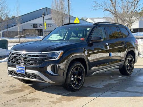 2026 Volkswagen Atlas Peak Edition