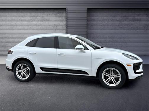 2024 Porsche Macan Base