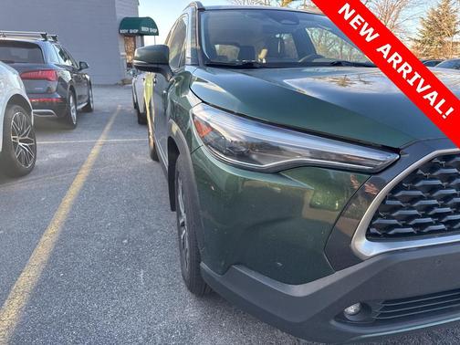 2023 Toyota Corolla Cross XLE