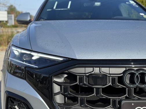 2026 Audi Q8 55 Premium Plus