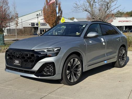 2026 Audi Q8 55 Premium Plus