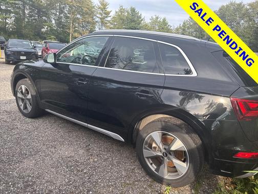 2022 Audi Q5 40 Premium Plus