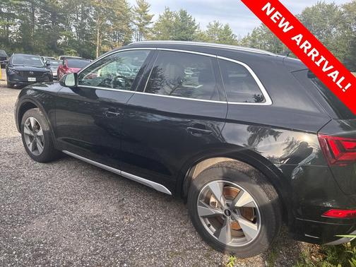 2022 Audi Q5 40 Premium Plus