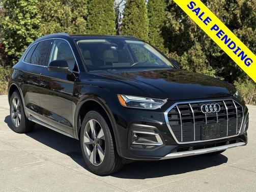 2022 Audi Q5 40 Premium Plus