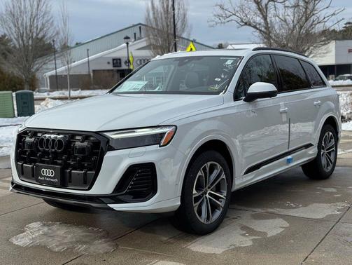 2026 Audi Q7 45 Premium