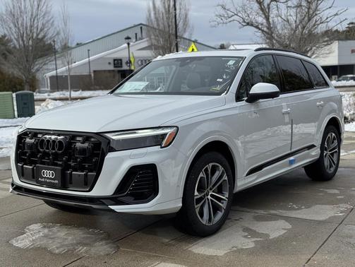 2026 Audi Q7 45 Premium
