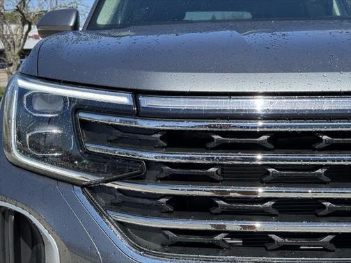 2025 Volkswagen Atlas 2.0T SE w/Technology 4MOTION