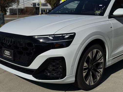 2026 Audi Q8 55 Premium Plus