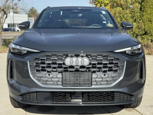 2025 Audi Q5 Premium Plus TFSI quattro S tronic