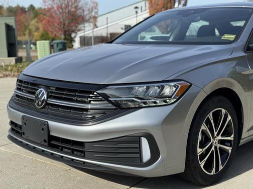 2024 Volkswagen Jetta 1.5T Sport