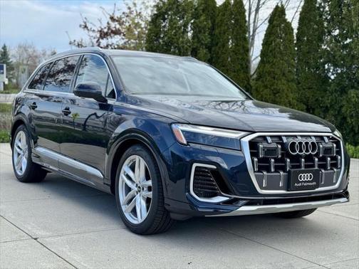2025 Audi Q7 55 Premium Plus