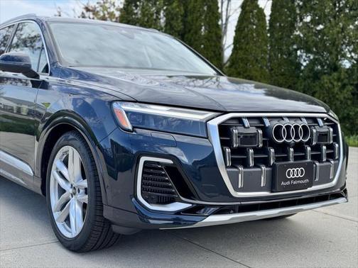 2025 Audi Q7 55 Premium Plus