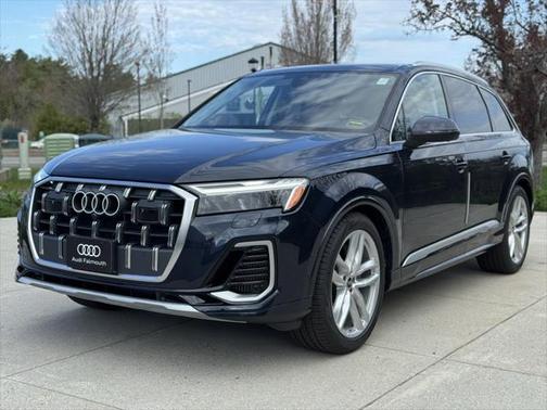 2025 Audi Q7 55 Premium Plus