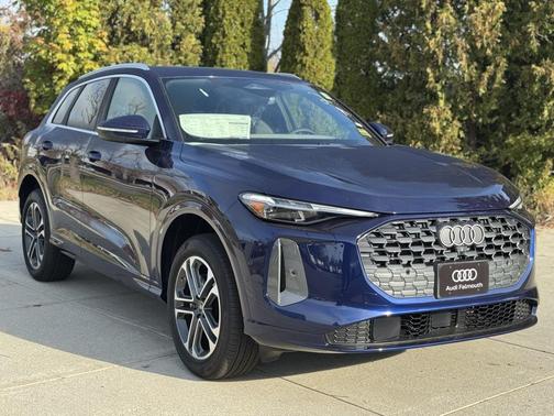 2025 Audi Q5 Premium Plus TFSI quattro S tronic