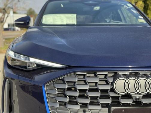 2025 Audi Q5 Premium Plus TFSI quattro S tronic