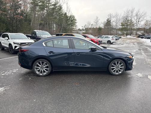 2025 Mazda Mazda3 FWD w/Preferred Package