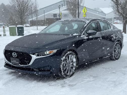 2025 Mazda Mazda3 FWD w/Preferred Package