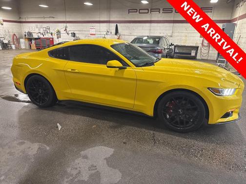 2015 Ford Mustang EcoBoost Premium
