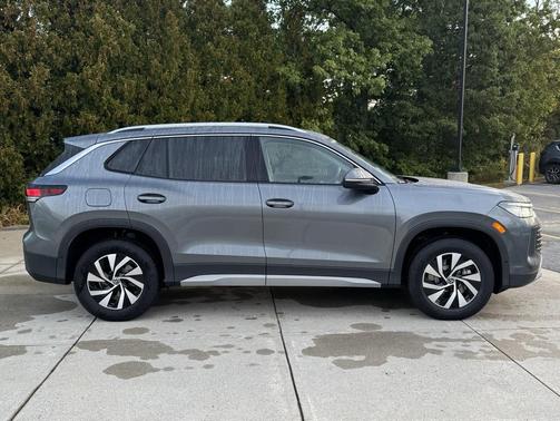 2025 Volkswagen Tiguan 2.0T S 4MOTION